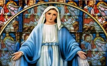 Oración a la Virgen de la Medalla Milagrosa para necesidades urgentes
